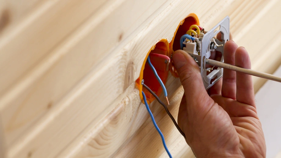 Modernizacja instalacji elektrycznej - wymiana starej instalacji